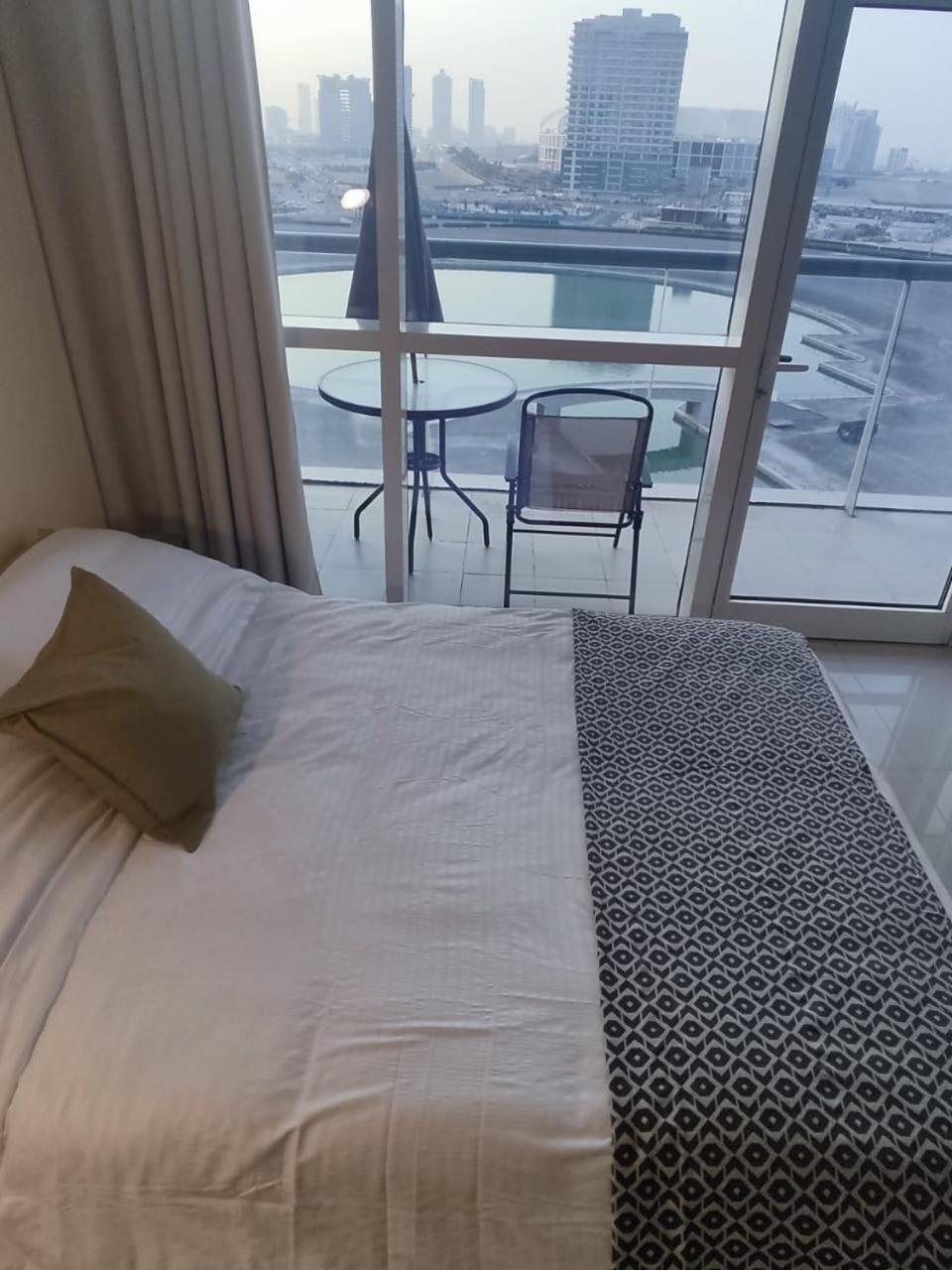 Studio In The Heart Of Sports City -Great View & Amenities! Dubái Exterior foto